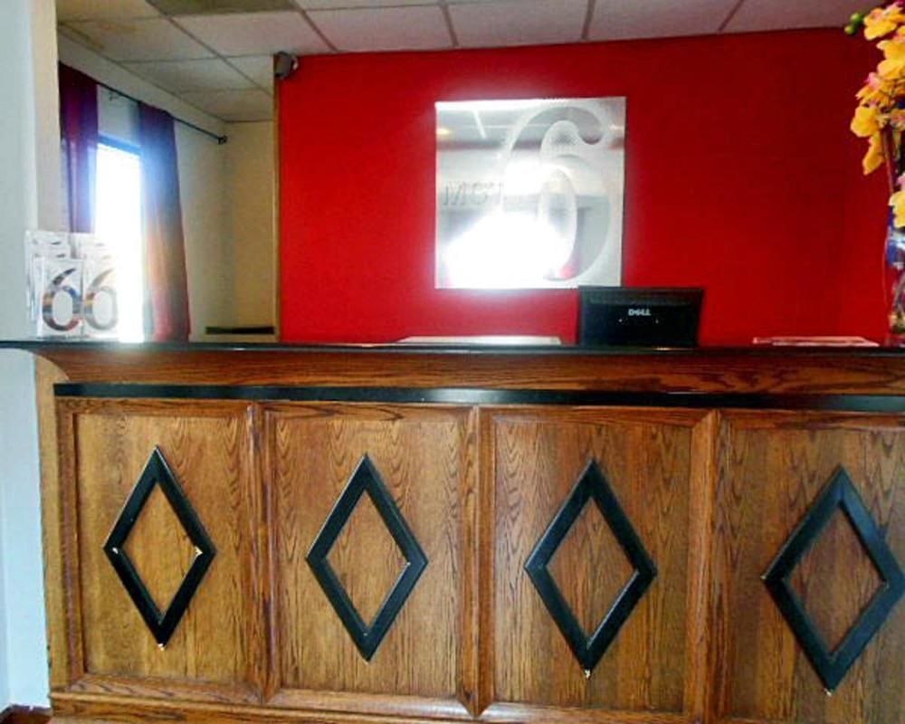 Hotel 6-calhoun, Ga 3*